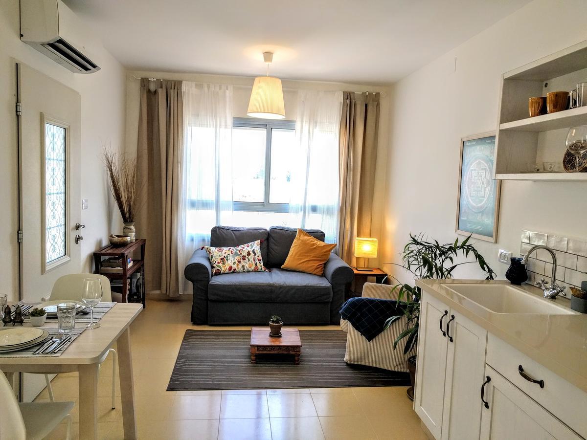 על שפת הבניאס Apartment Sede Nehemya Exterior photo